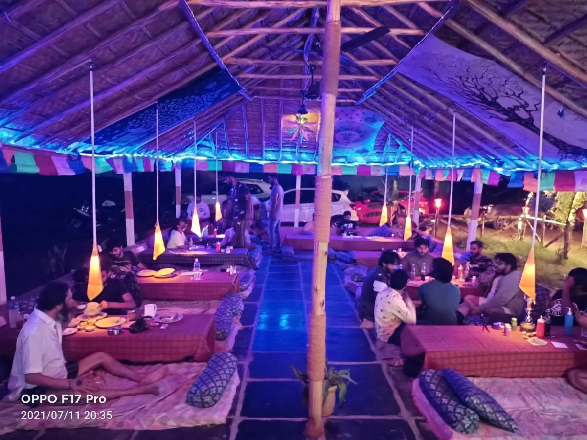 Island Vibes Hampi Guesthouse Exterior foto